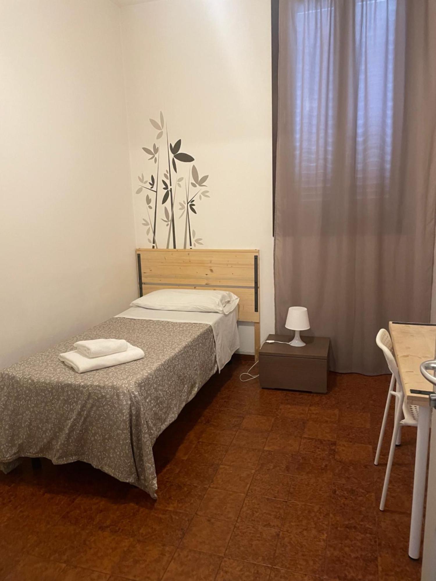 Low Cost Ferrara Exteriör bild